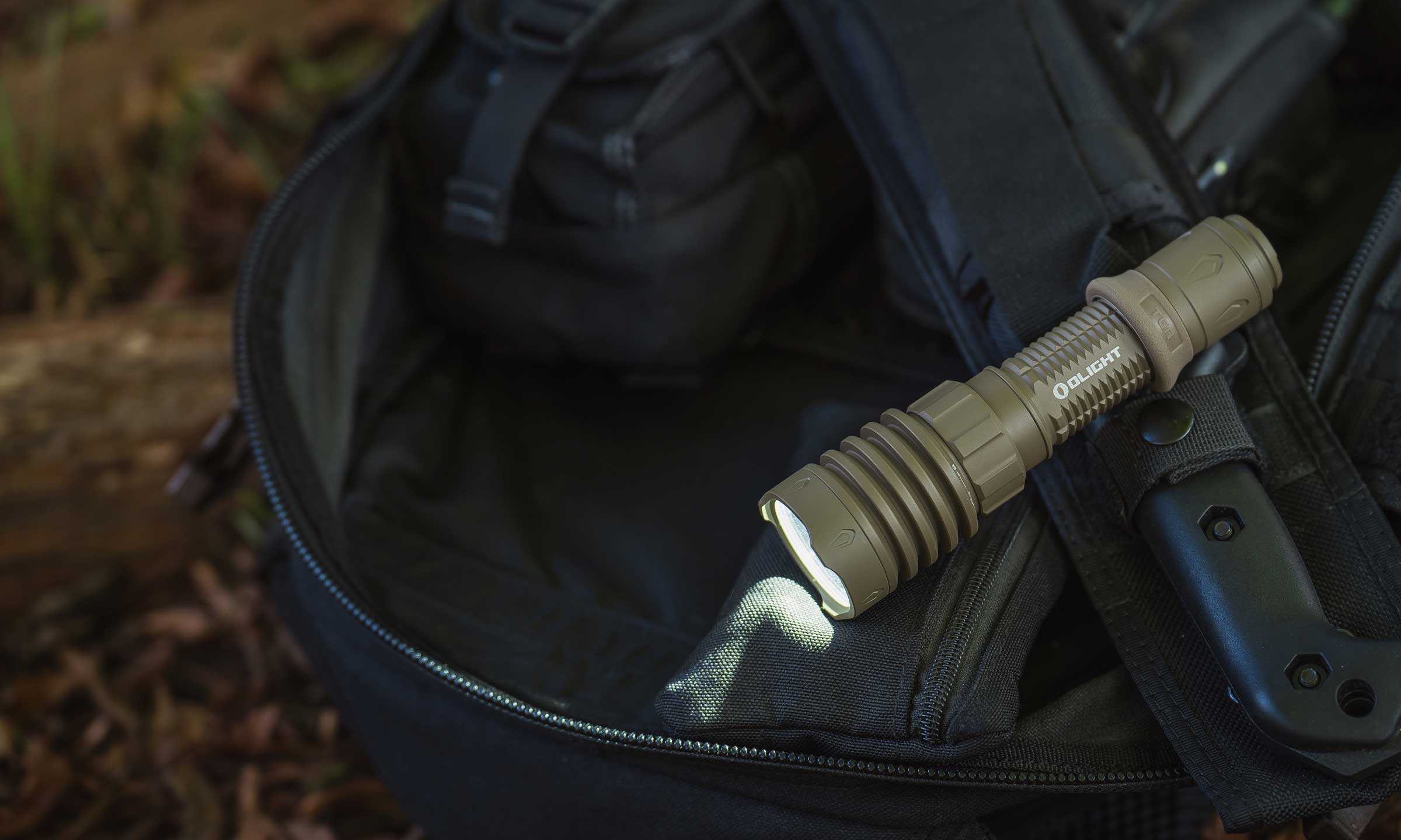 lampe tactique rechargeable 2500 lumens olight warrior x 4